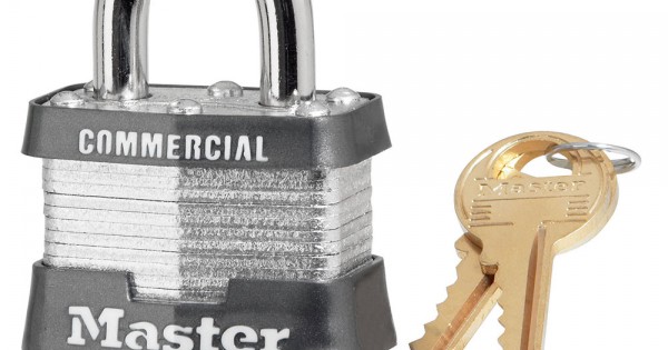 Master Lock 40KADPF, Shrouded Padlock