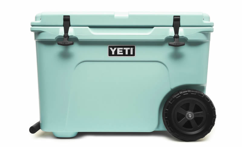 https://www.wylaco.com/image/cache/catalog/products/Yeti/190002-Seafoam-Tundra-Haul-800x488.jpg