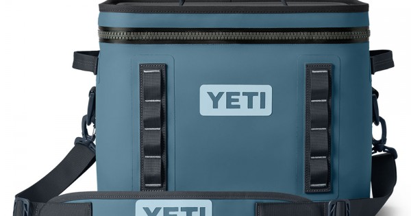 YETI Hopper Flip 18 Softside Cooler (Limited Edition Nordic Blue)